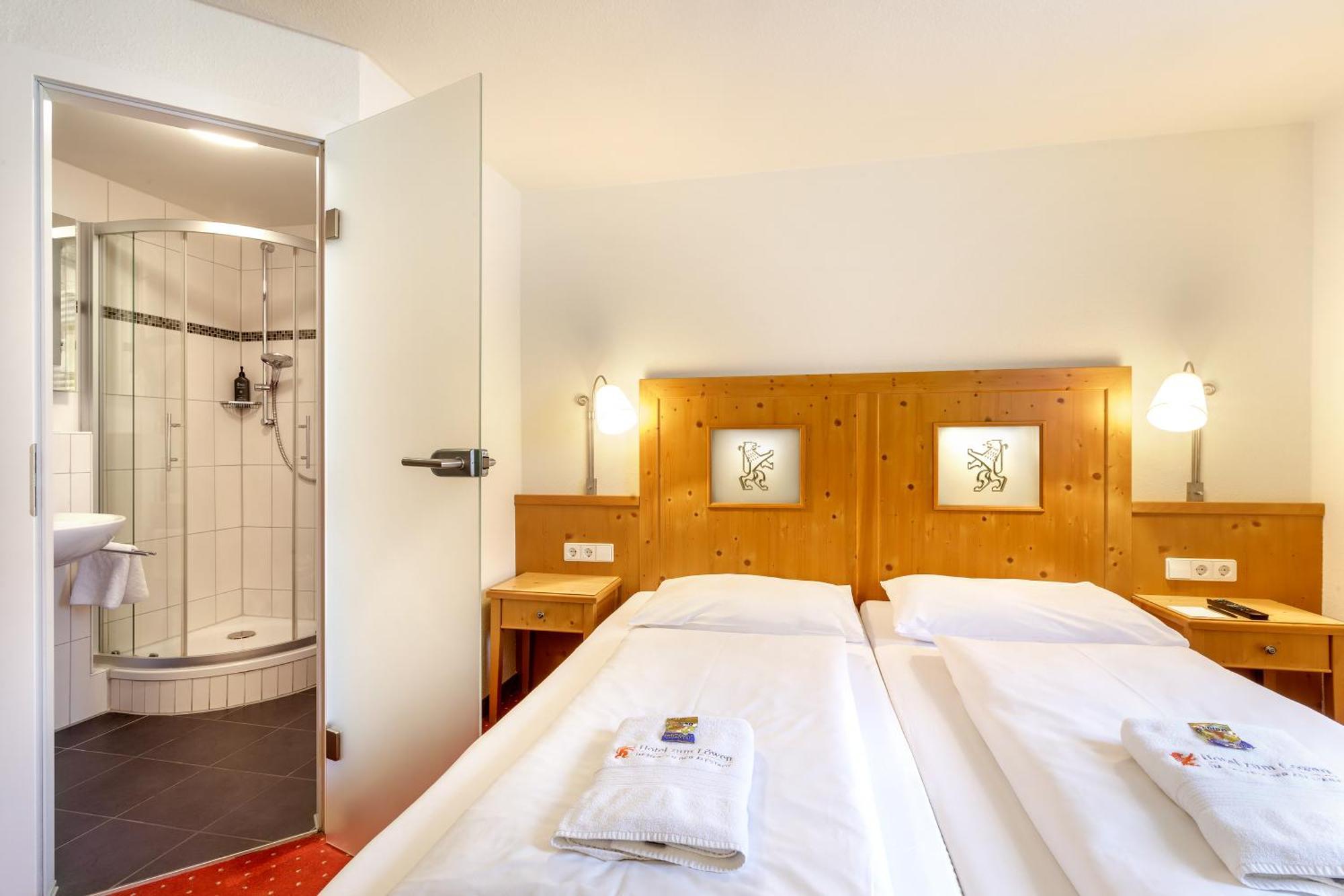 Hotel Zum Loewen Weißenhorn 외부 사진