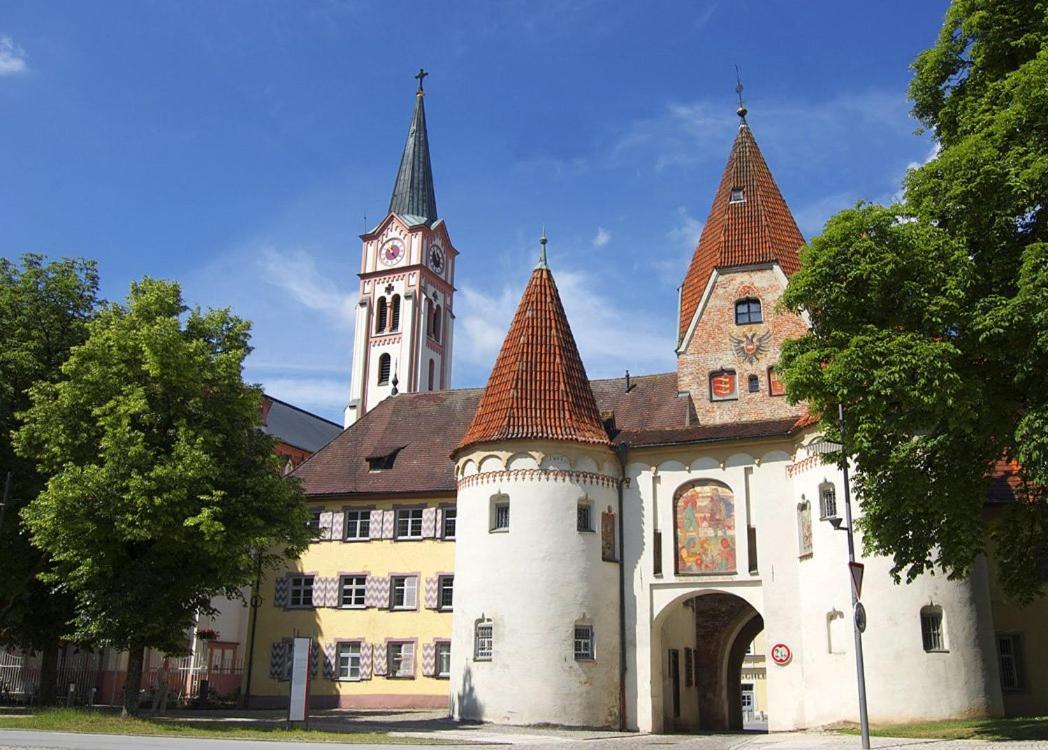Hotel Zum Loewen Weißenhorn 외부 사진